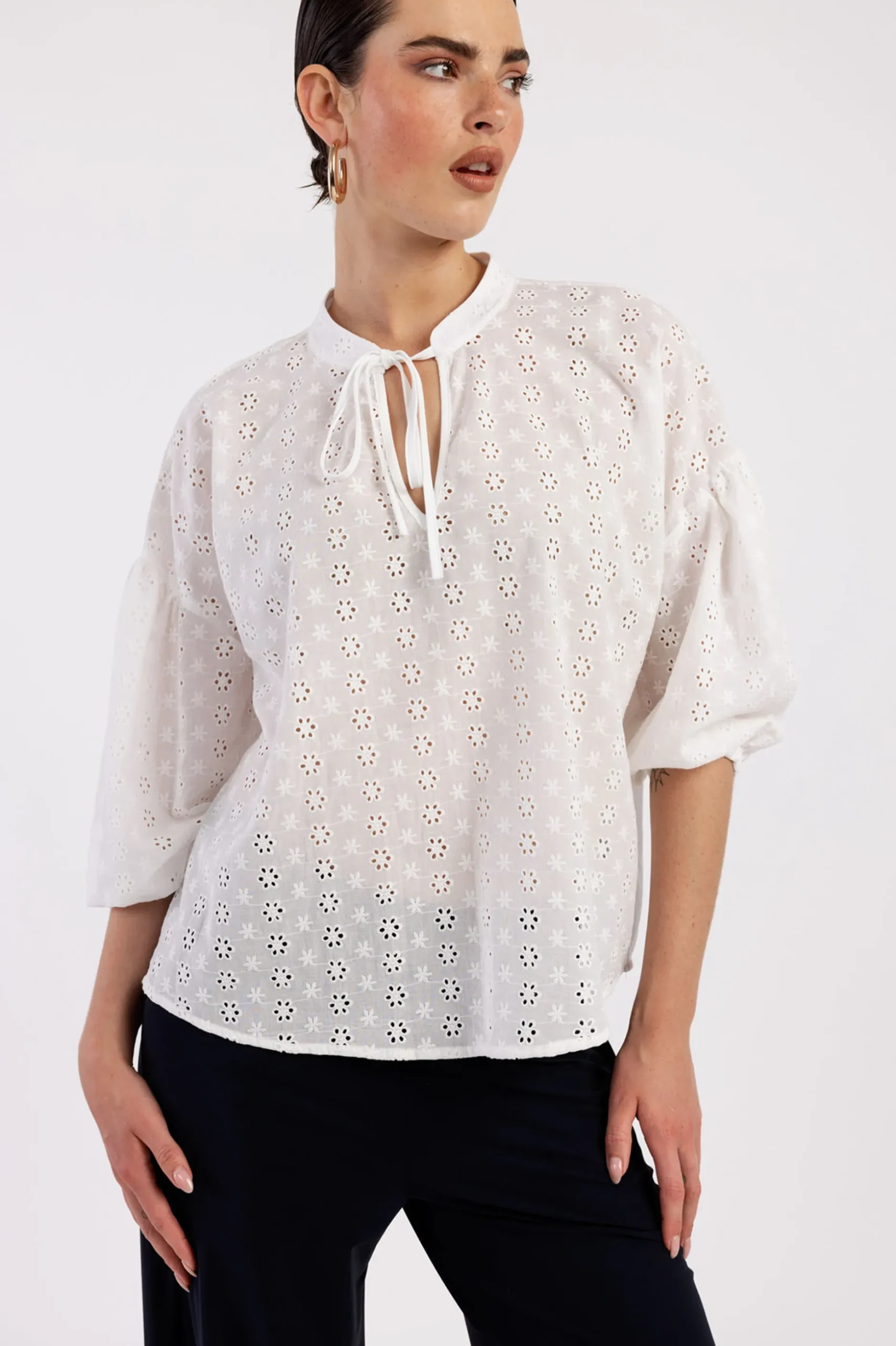 Abbie flower embroidery blouse - white