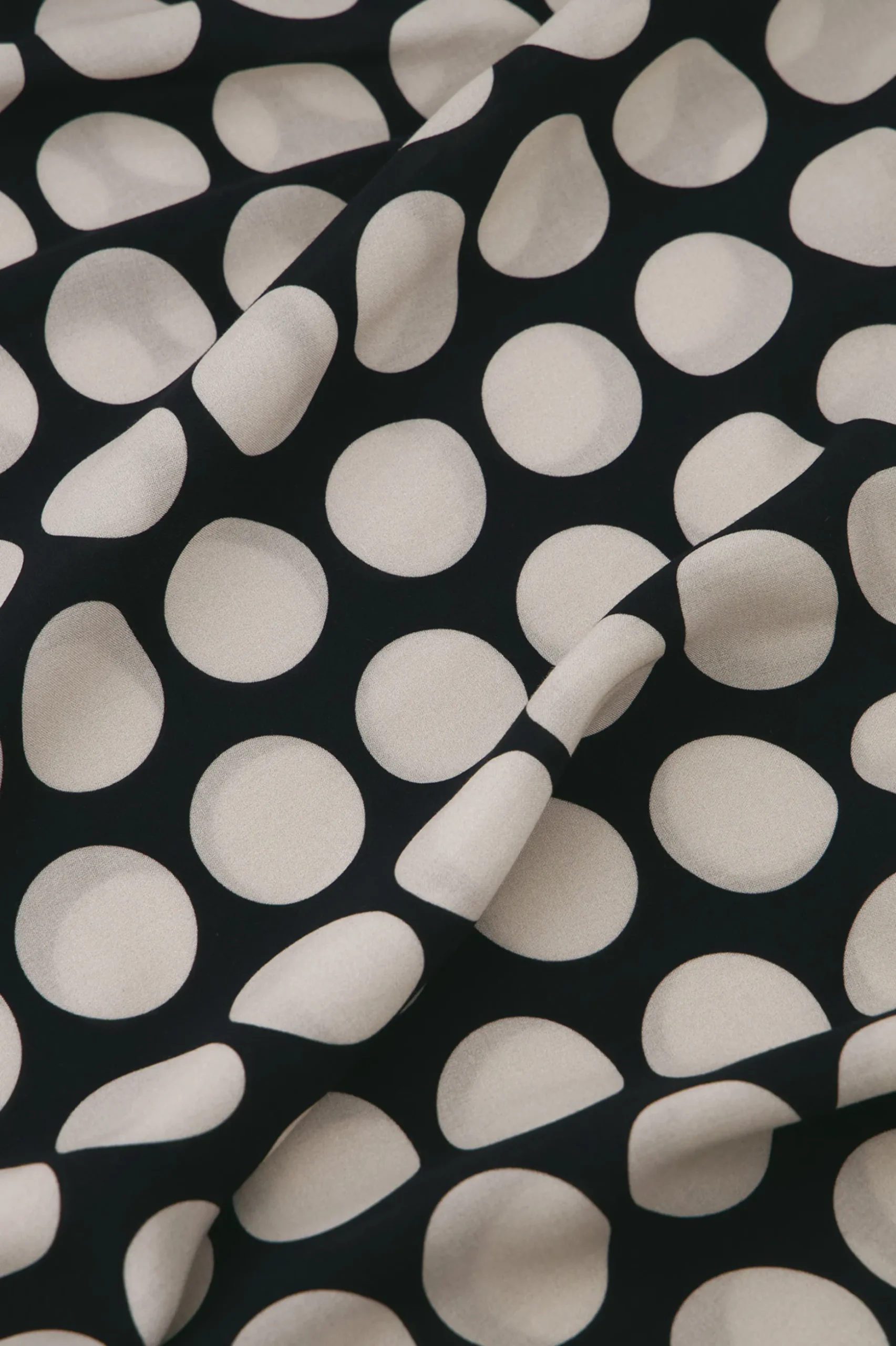 Birgitta dot top - black/off white