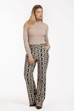 Brady shiny pullover - latte