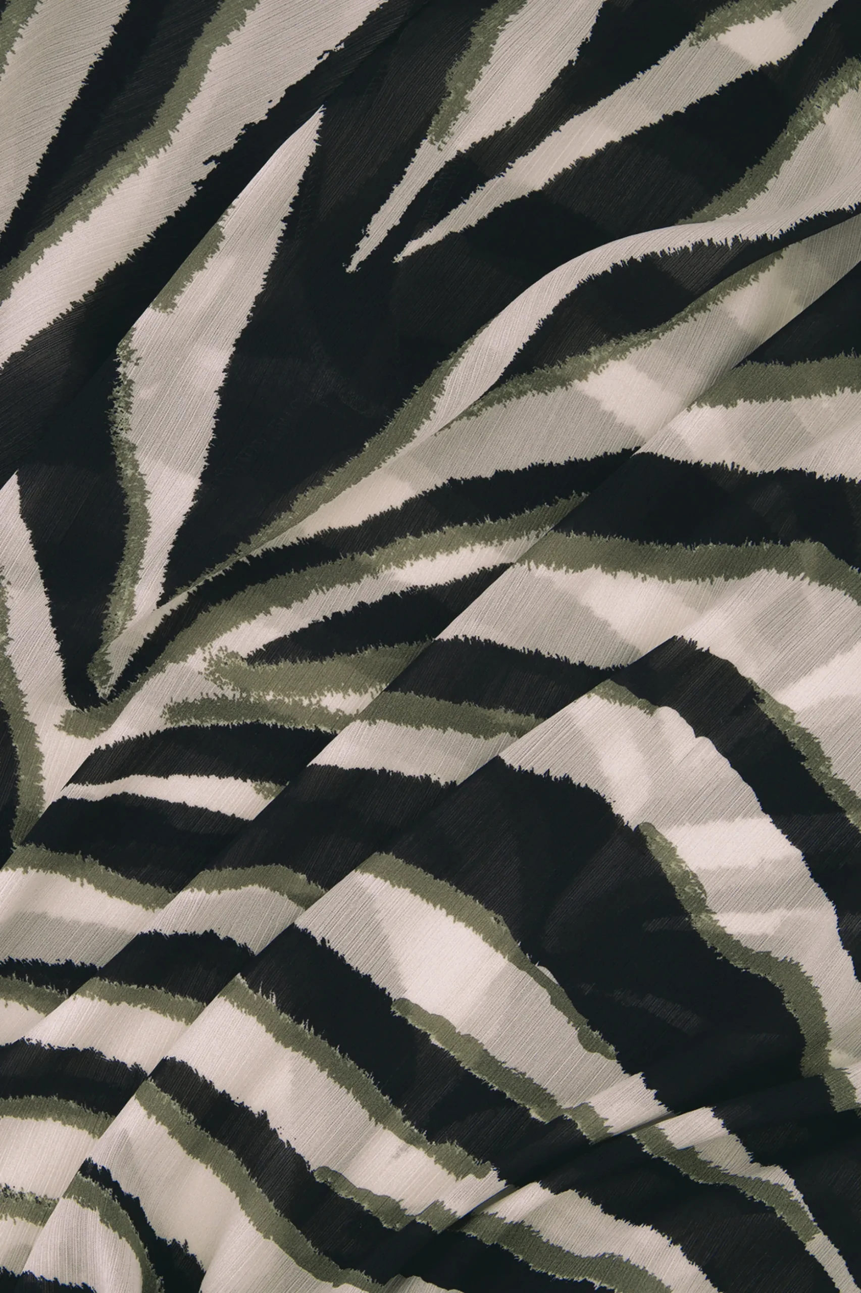 Izza zebra crepe top - kit/ new army