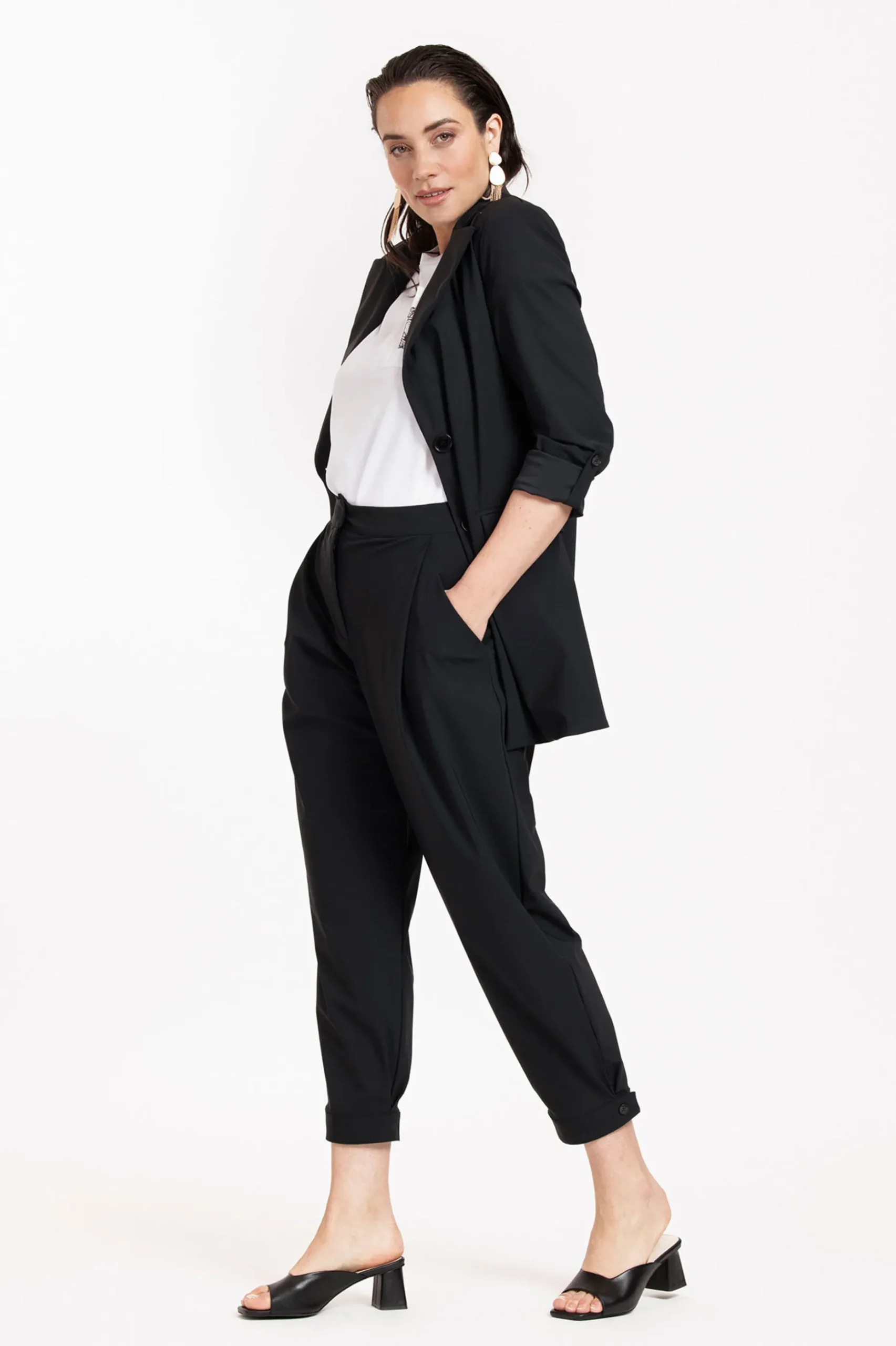 Laura blazer - black