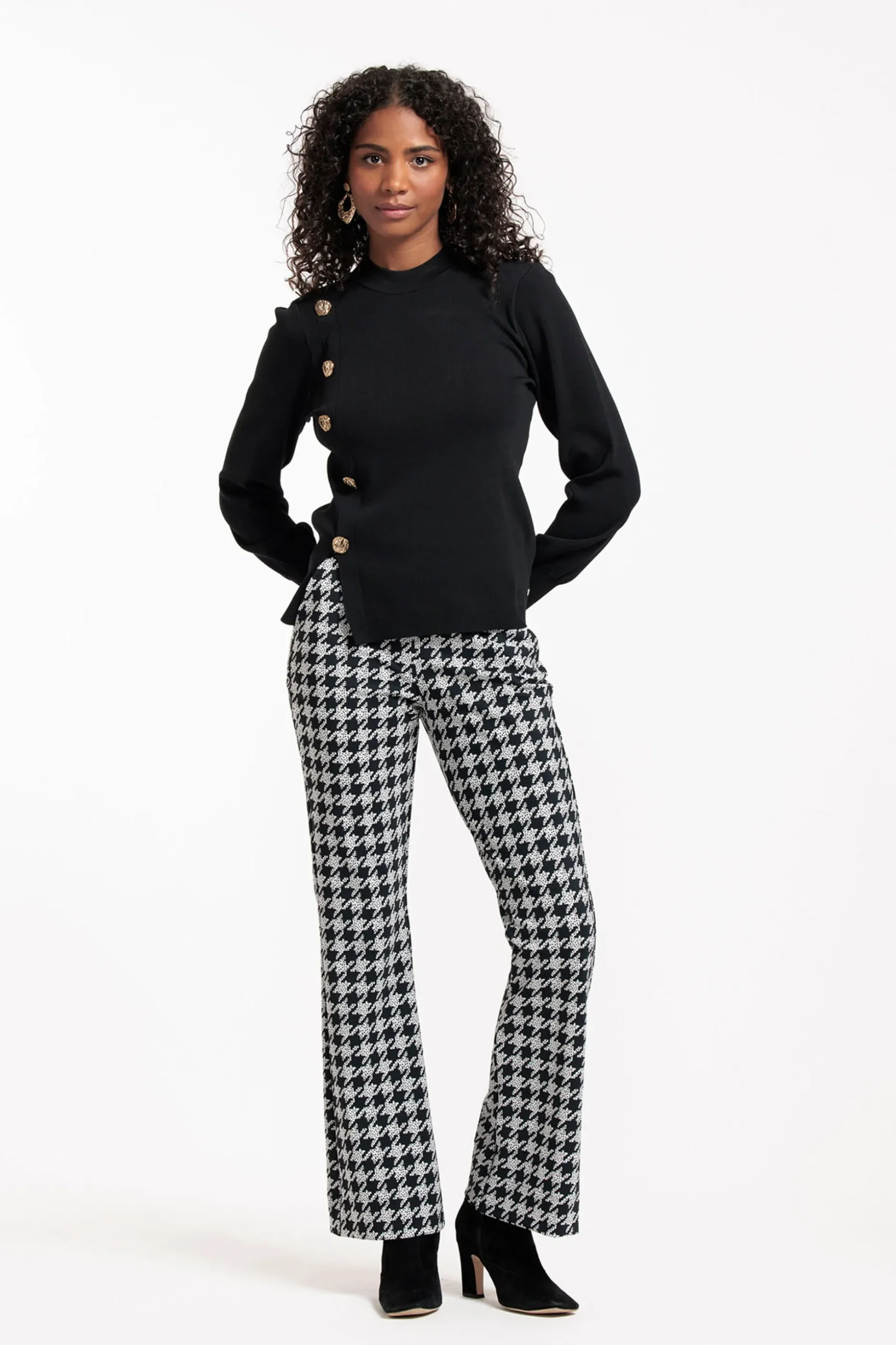 Lovis button pullover - black