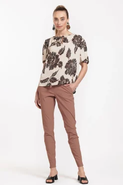 Maite flower crepe top - kit/chocolate