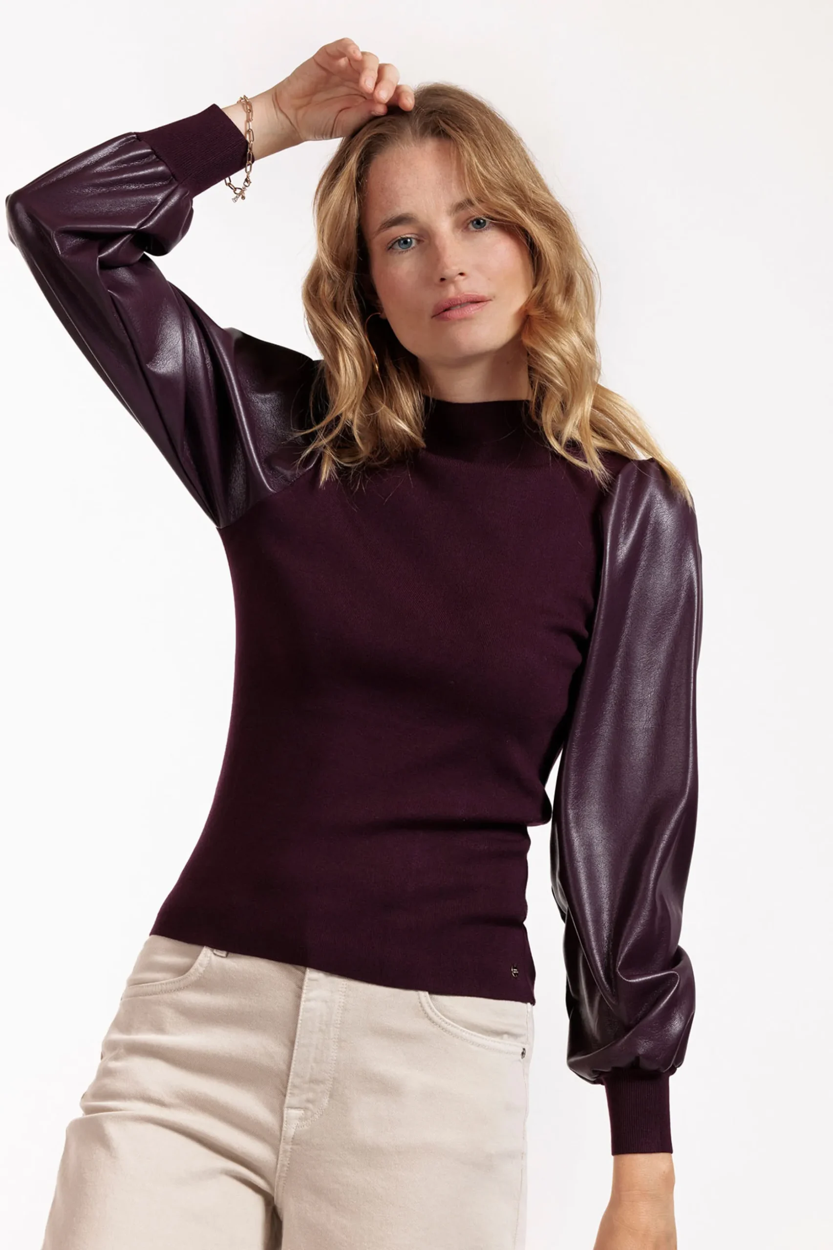 Noortje faux leather pullover - blackberry